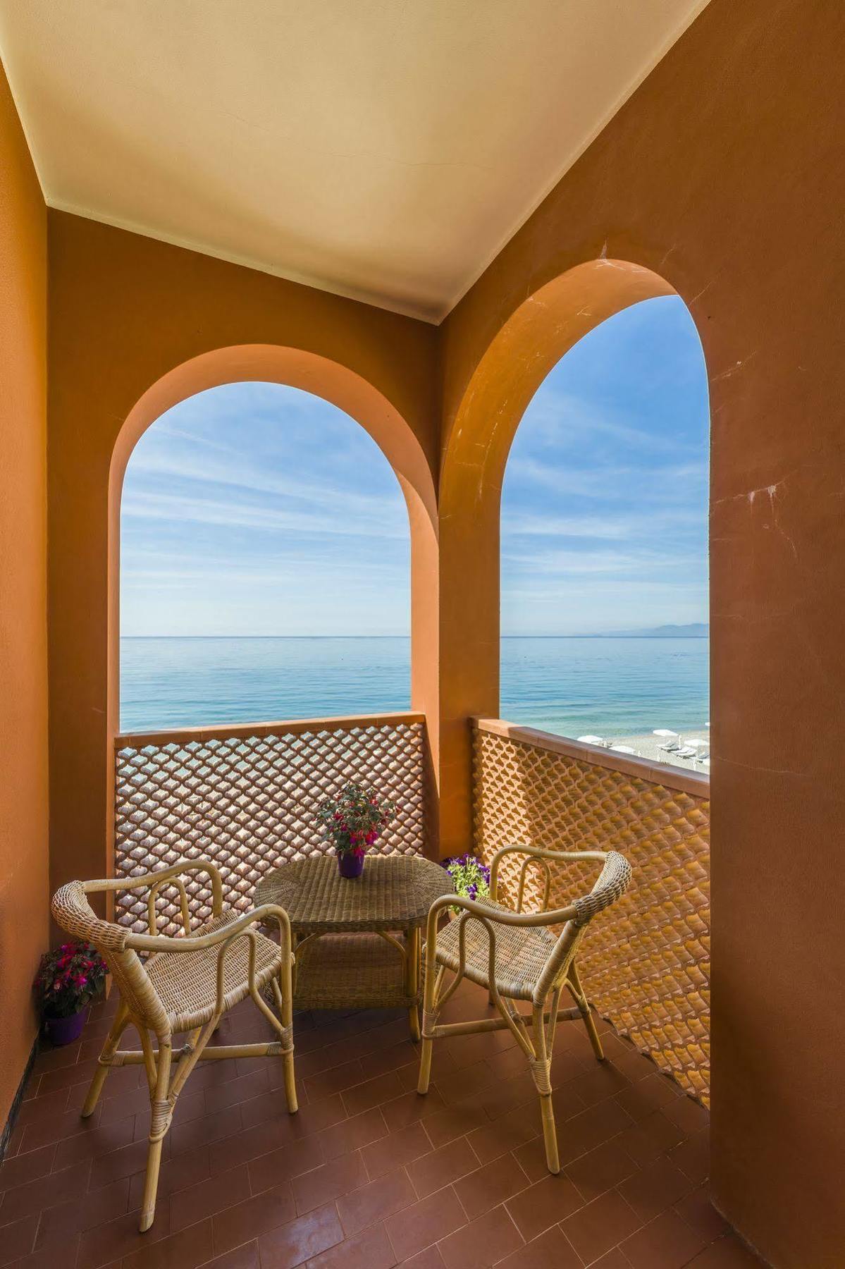 Miramare Di Varigotti Luaran gambar