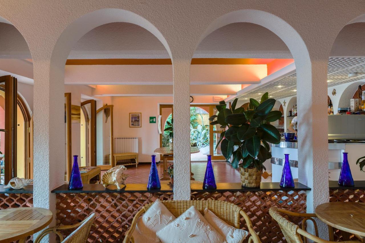 Miramare Di Varigotti Luaran gambar