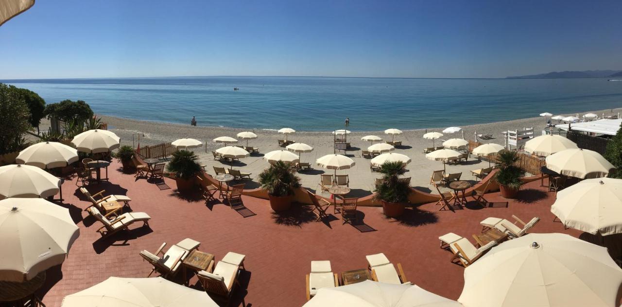 Miramare Di Varigotti Luaran gambar