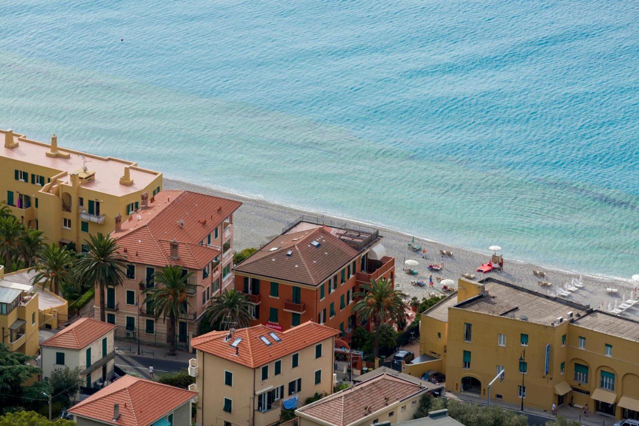 Miramare Di Varigotti Luaran gambar